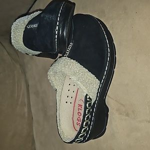 Woman’s Klogs Black Suede Slip On clogs/mules Sz 7‎